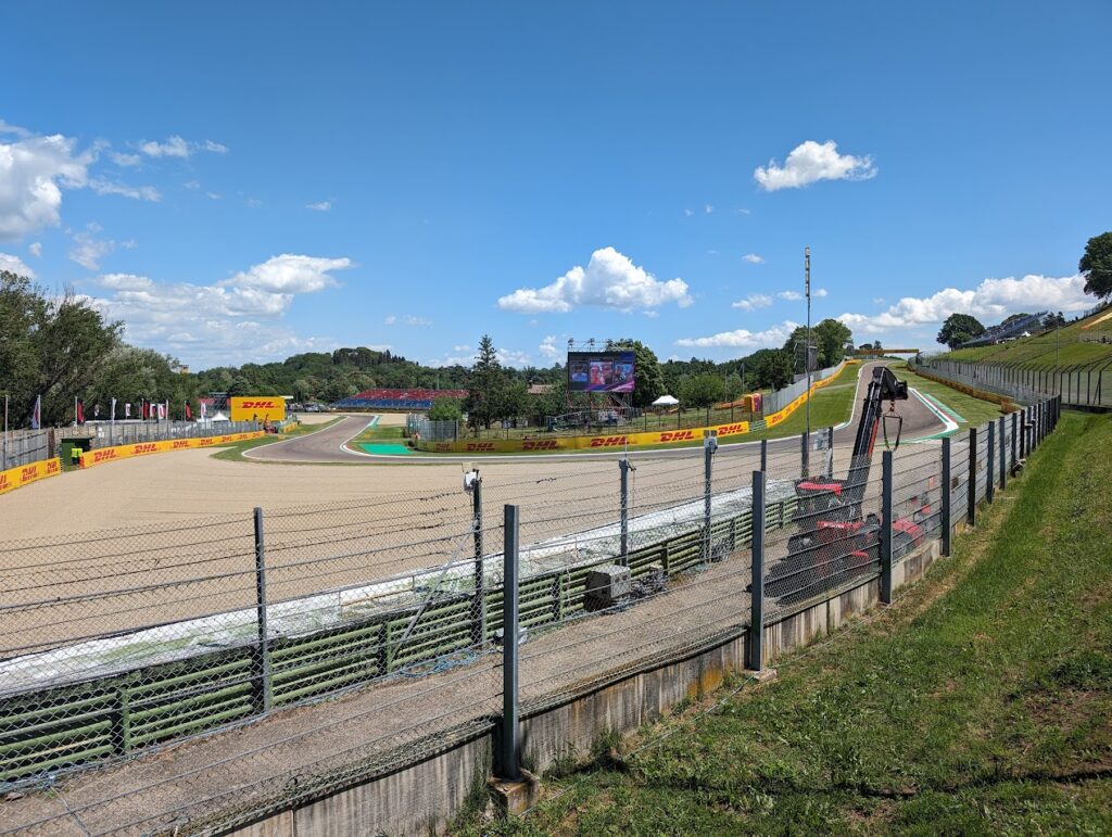 The full view from the Tosa grandstands provides a lot of track surface visibility.
